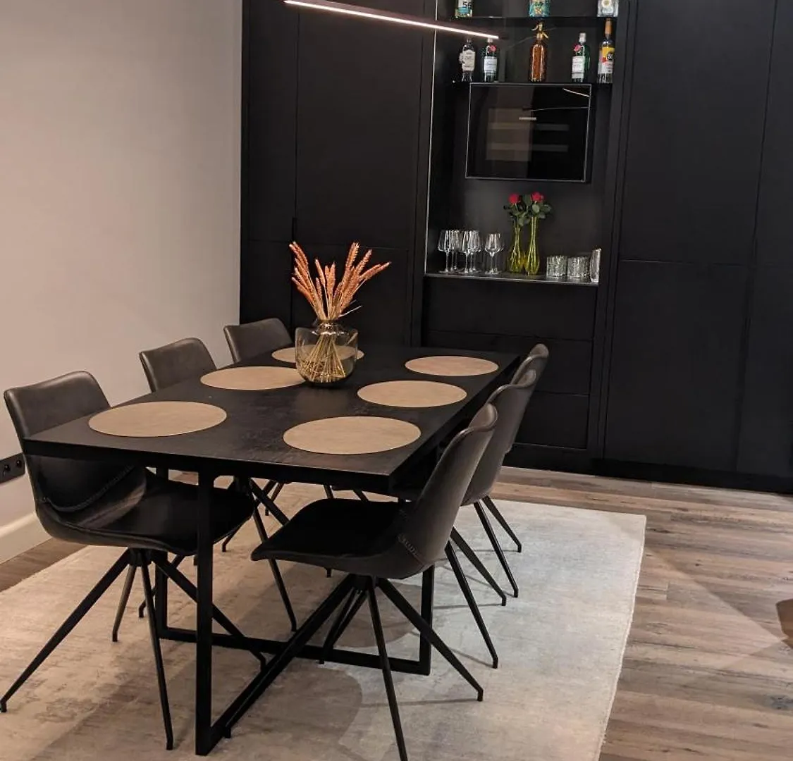 Luxe En Authenticiteit Appartement Antwerpen België